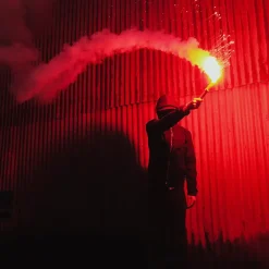 Fumigène Flamme de Bengale ROUGE VIF - Torche durée 40 sec