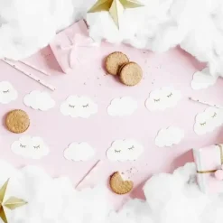 Guirlande en papier en forme de nuage