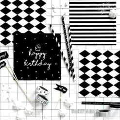 Lot de 20 serviettes en papier Happy Birthday noires