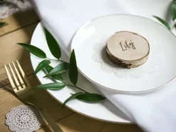 Marque-places en bois rond 4 cm – lot de 6 supports pour décoration de table