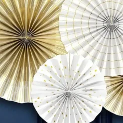 Rosaces décoratives blanches avec motifs dorés (4 pièces)