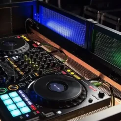 Stand avec Façade pour DJ - BoomTone DJ - DJ Desk White